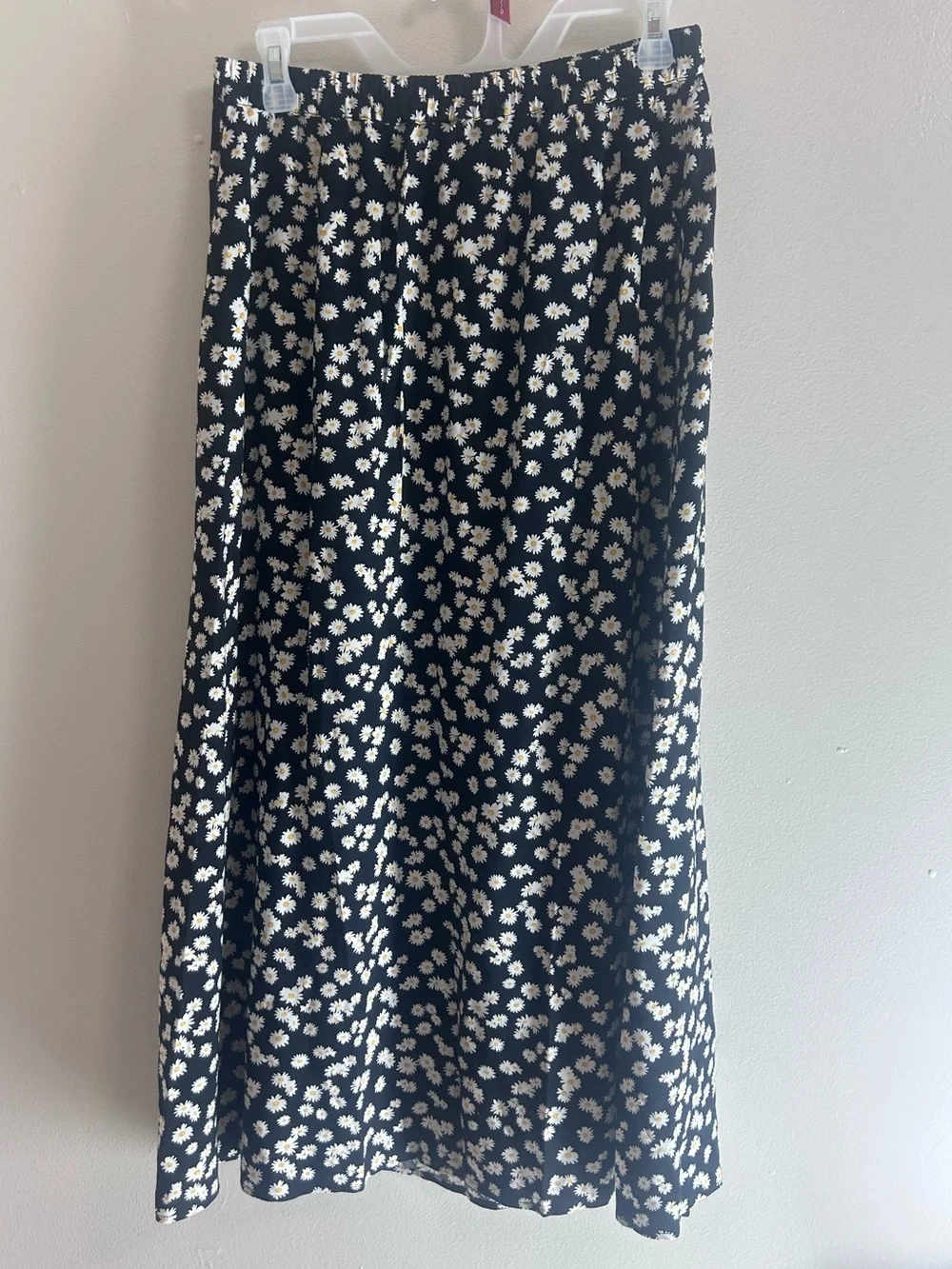 NWT Stitch Fix Vero Moda Easy Joy Maxi Skirt Slit Black Floral Daisies Medium